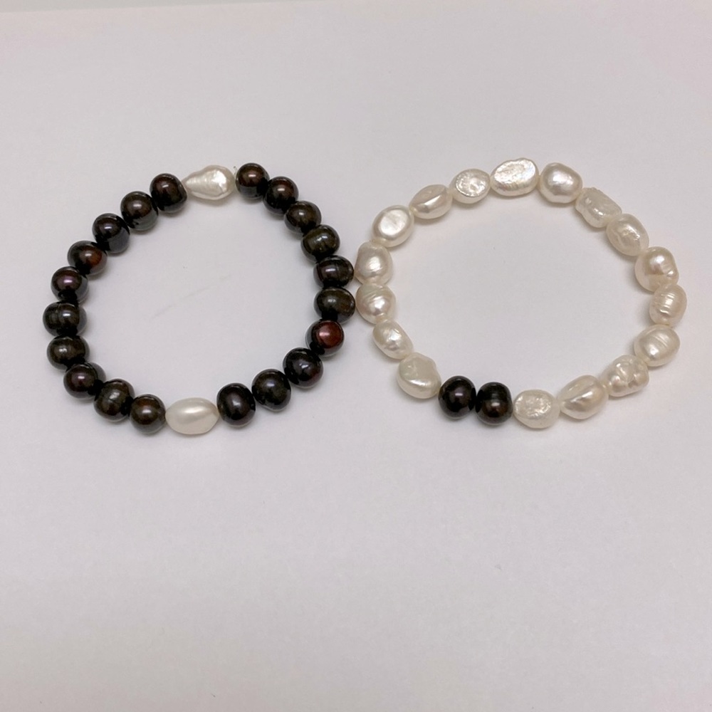 Pair of freshwater pearl bracelets